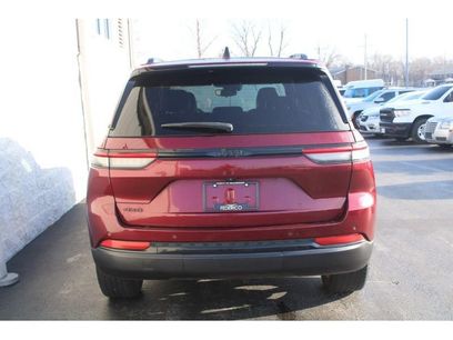 Used 2023 Jeep Grand Cherokee Altitude