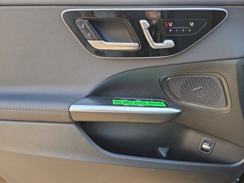 New 2026 Mercedes-Benz C 300 Sedan image 15