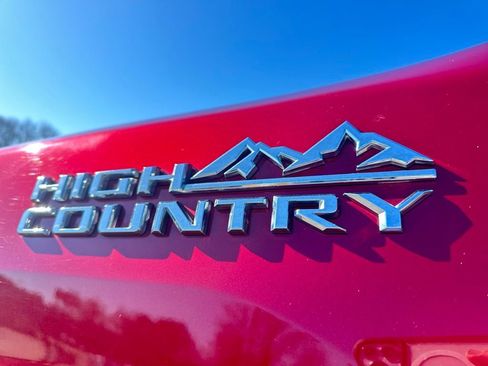 Used 2021 Chevrolet Silverado 2500 High Country w/ Z71 Off-Road Package image 26