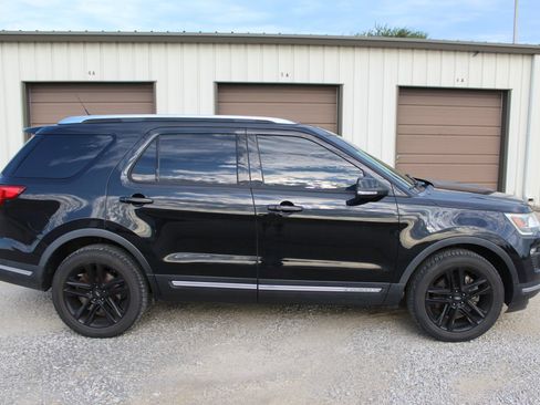 Used 2019 Ford Explorer Limited FWD image 7