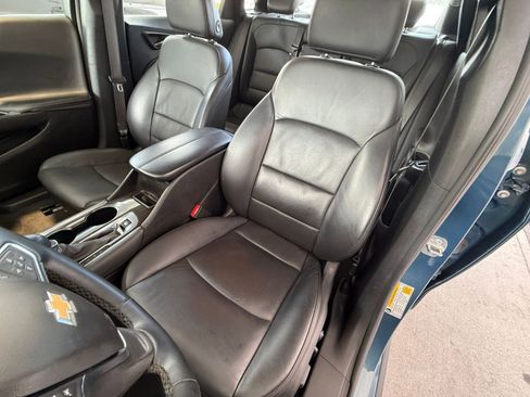 Used 2024 Chevrolet Malibu LT image 36