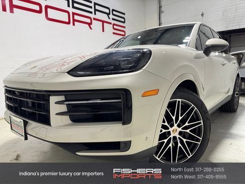 Used 2026 Porsche Cayenne AWD/4WD image 1