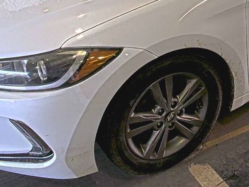 Used 2017 Hyundai Elantra Value Edition w/ Cargo Package image 6