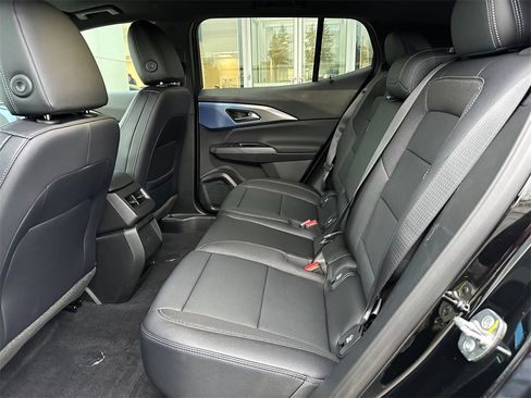 New 2026 Chevrolet Equinox EV LT image 15