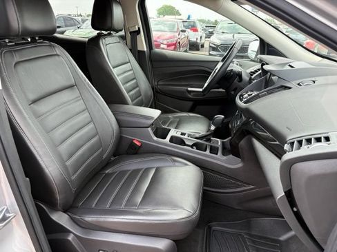 Used 2017 Ford Escape Titanium FWD image 12