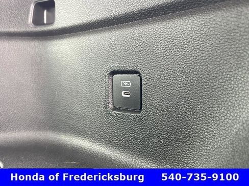 Certified 2025 Honda Pilot EX-L image 29