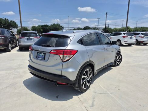 Used 2019 Honda HR-V Sport image 6