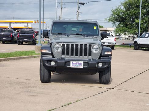 Used 2023 Jeep Wrangler Sport AWD/4WD image 6