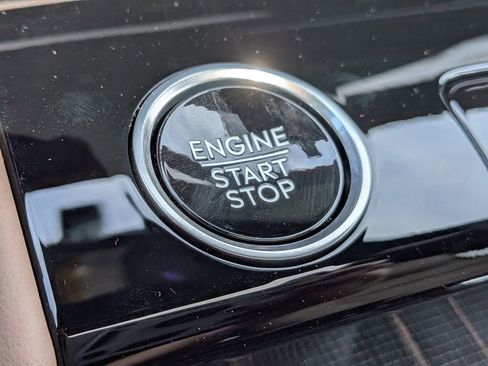 New 2026 Lincoln Navigator Black Label AWD/4WD image 33