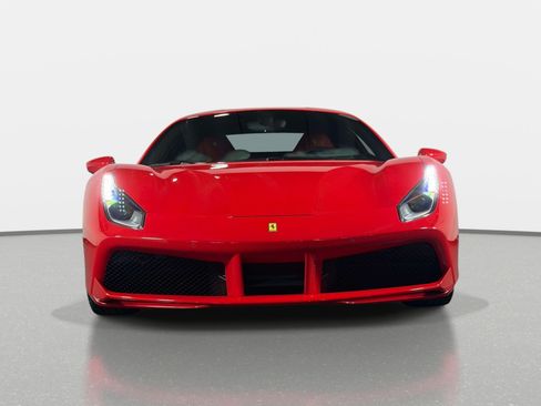 Used 2019 Ferrari 488 GTB RWD image 22
