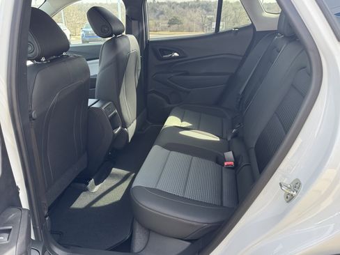 New 2026 Chevrolet Trax LT image 6