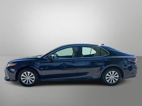 Used 2021 Toyota Camry LE FWD image 25