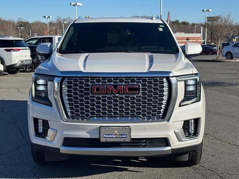 Used 2022 GMC Yukon XL Denali image 22