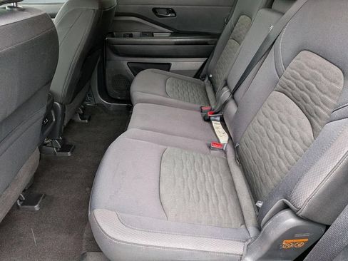 Used 2025 Nissan Pathfinder SV AWD/4WD image 38
