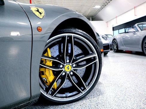Used 2017 Ferrari 488 Spider RWD image 13