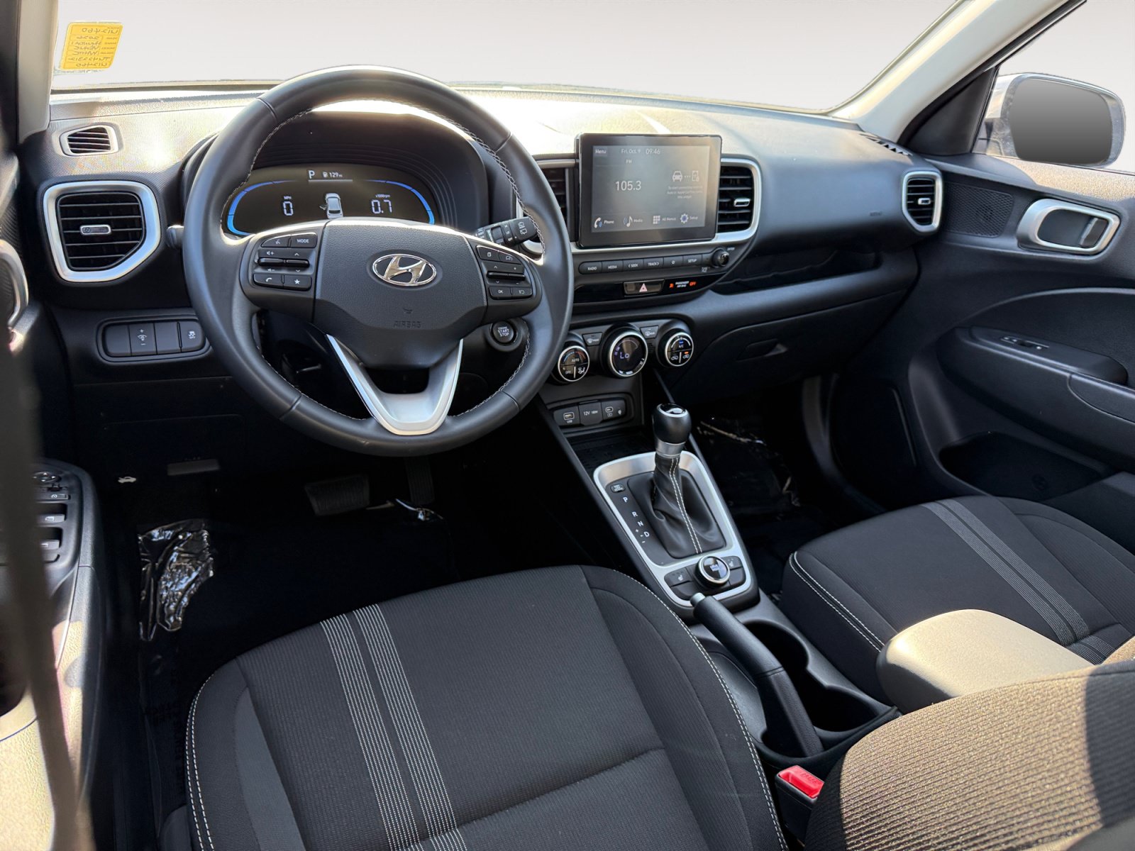 Certified 2026 Hyundai Venue SEL FWD image 15