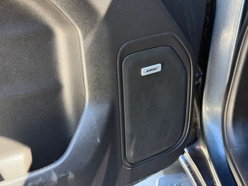 Used 2019 Chevrolet Silverado 1500 LT Trail Boss AWD/4WD image 14