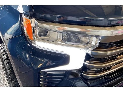 Used 2022 Chevrolet Silverado 1500 High Country AWD/4WD image 30