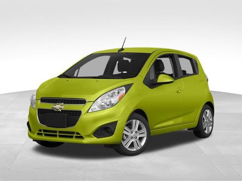 Used 2014 Chevrolet Spark LT FWD image 4