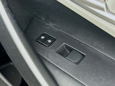 Used 2024 Toyota Corolla SE FWD image 29
