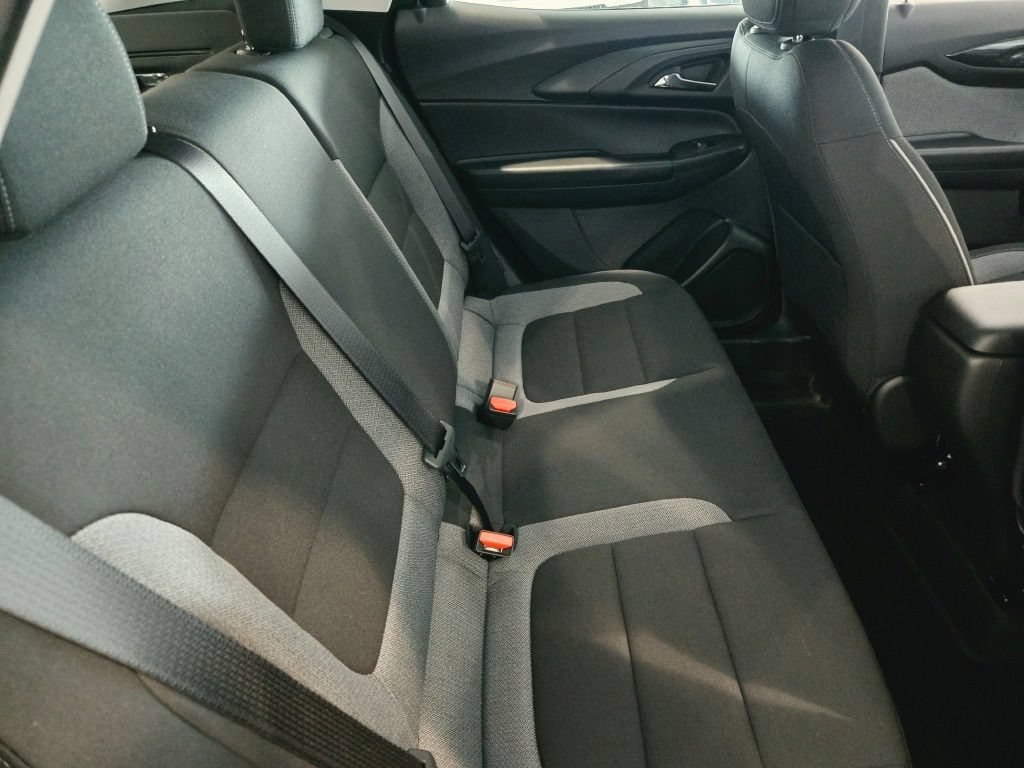 New 2026 Chevrolet TrailBlazer LS FWD image 9