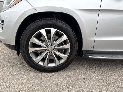 Used 2013 Mercedes-Benz GL 450 4MATIC image 31