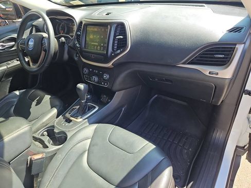 Used 2016 Jeep Cherokee Limited w/ Trailer Tow Group AWD/4WD image 17