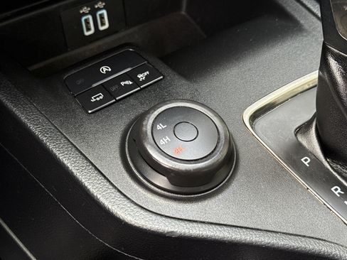 Used 2020 Ford Ranger Lariat w/ Technology Package image 33