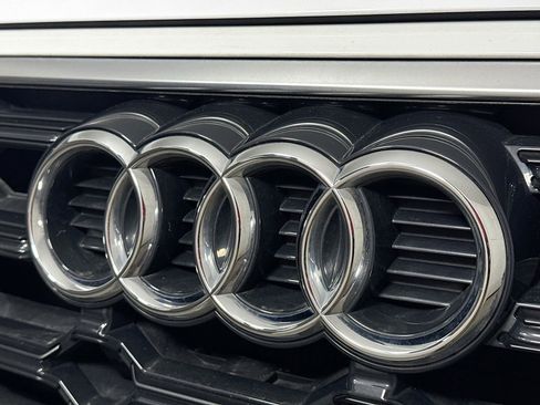 Certified 2023 Audi Q5 2.0T Premium w/ Convenience Package image 30