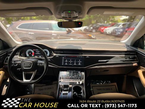 Used 2021 Audi Q8 Premium image 31