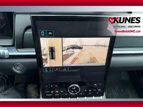 New 2026 GMC Terrain AT4 w/ Convenience Package III image 23