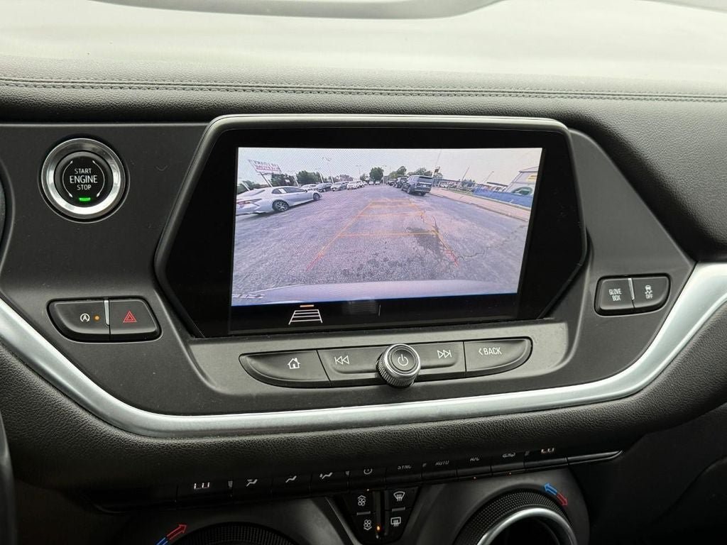 Used 2020 Chevrolet Blazer LT FWD image 21