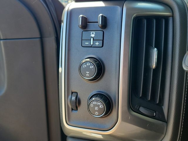 Used 2016 Chevrolet Silverado 3500 LTZ w/ Duramax Plus Package AWD/4WD image 32