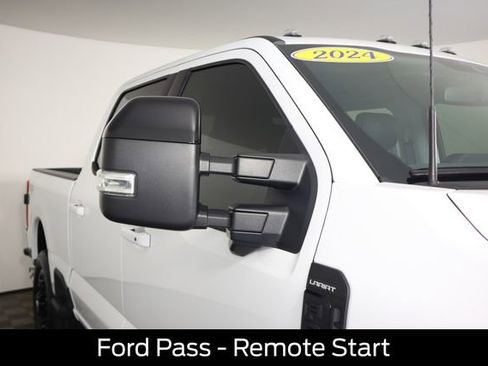 Used 2024 Ford F350 Lariat w/ Lariat Ultimate Package AWD/4WD image 14