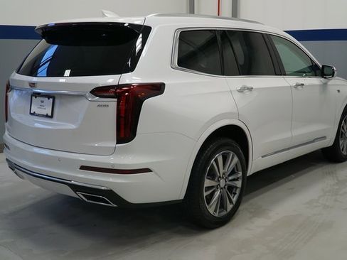 New 2025 Cadillac XT6 Premium Luxury image 6