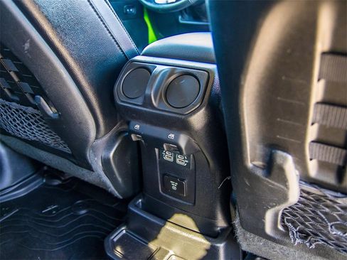 Used 2020 Jeep Wrangler Unlimited Rubicon image 29