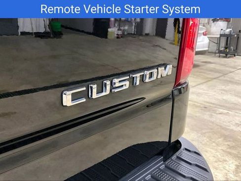 Certified 2025 Chevrolet Silverado 1500 Custom image 24