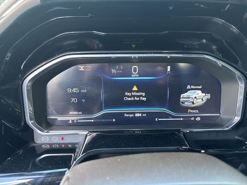 Used 2025 Chevrolet Silverado 1500 LT image 47