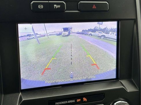 Used 2021 Ford F250 XLT AWD/4WD image 22