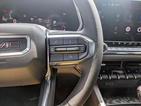 New 2025 GMC Canyon Elevation w/ Convenience Package image 15