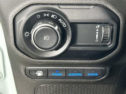 Used 2023 Jeep Wrangler Unlimited Rubicon 4xe w/ Cold Weather Group AWD/4WD image 24