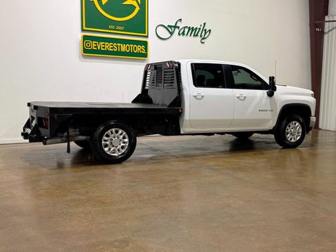 Used 2022 Chevrolet Silverado 2500 LT w/ Convenience Package AWD/4WD image 8