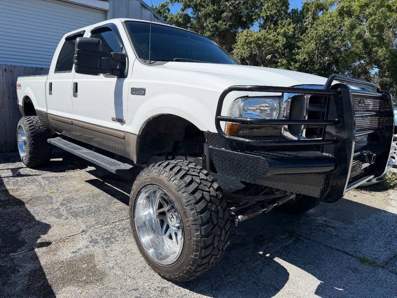 Used 2003 Ford F250 Lariat AWD/4WD image 3
