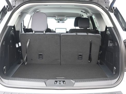 New 2026 Ford Explorer Active RWD image 23