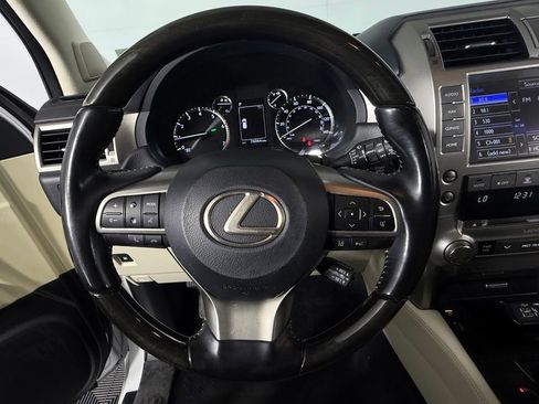 Used 2021 Lexus GX 460 Premium w/ Premium Package AWD/4WD image 13