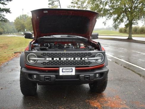 Used 2022 Ford Bronco Badlands image 21