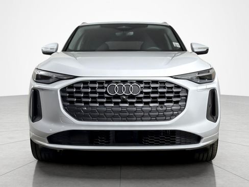 Used 2025 Audi Q5 Premium Plus w/ Premium Plus AWD/4WD image 8