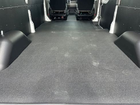 New 2026 Ford Transit 250 148 Medium Roof w/ Load Area Protection Package image 15