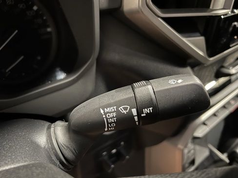 Used 2022 Toyota Tundra SR5 image 33