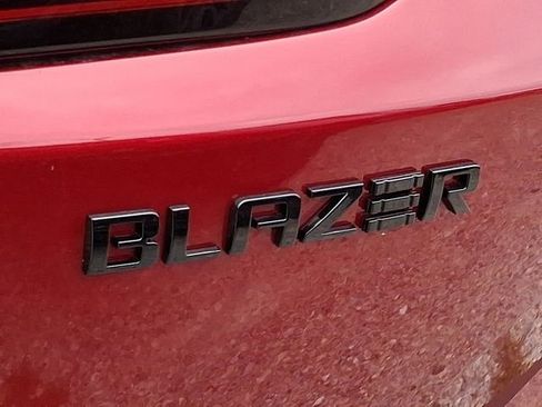 New 2026 Chevrolet Blazer EV LT image 18